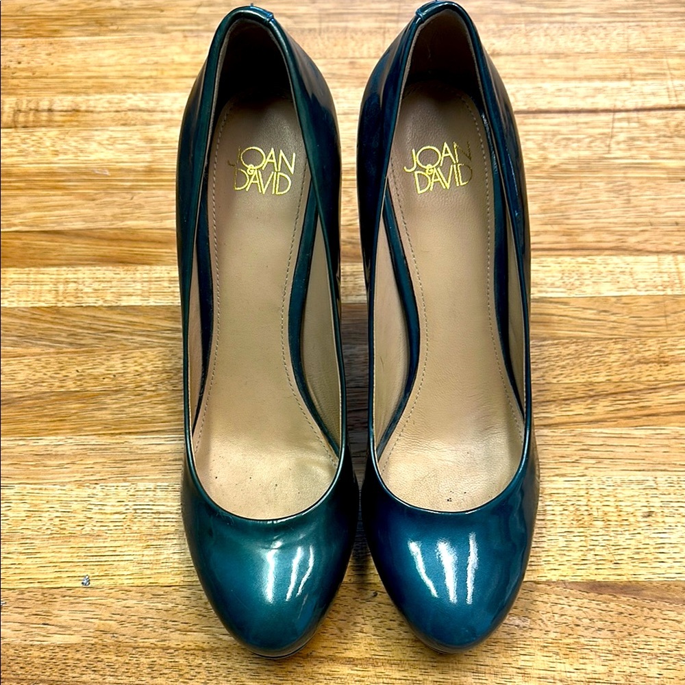 Joan & David 5” Teal Patent Leather Pumps, Size 9